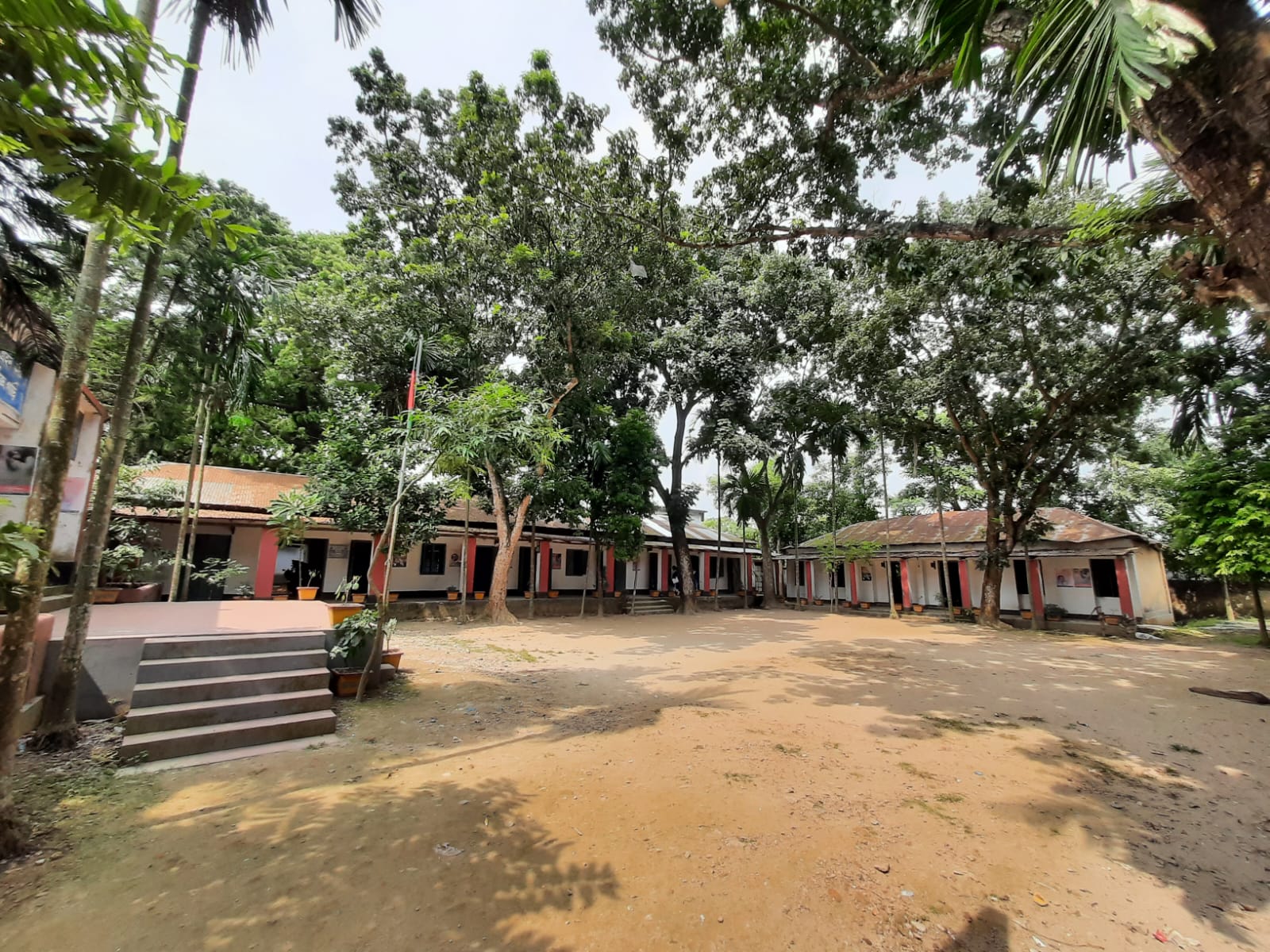 শেরপুর পাইলট উচ্চ বালিকা বিদ্যালয় 